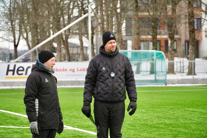 SUPERMOTIVERT: Hovedtrener Thomas Myhre har fått mange gode svar så langt i oppkjøringen og ser nå fram til kamp mot Grorud og treningsleir i Spania kommende uke.
